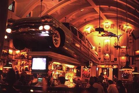 Hard Rock Cafe, Honolulu