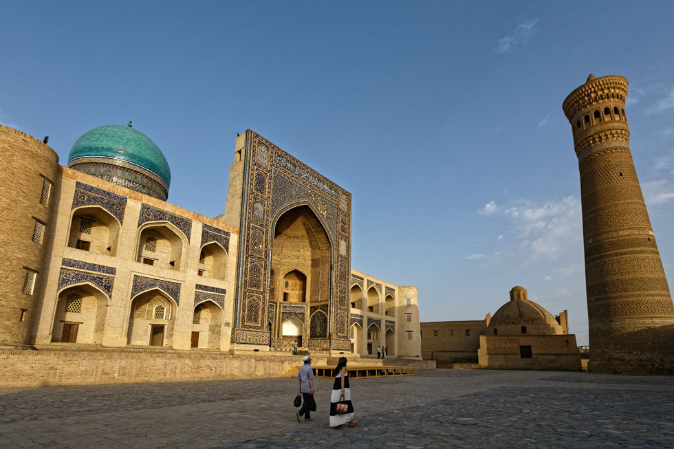 ブハラお散歩　世界遺産カラーン・モスク