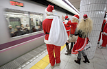 サンタクロース・表参道駅