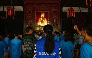 成都武侯祠 (wuhou shrine)・成都の生徒