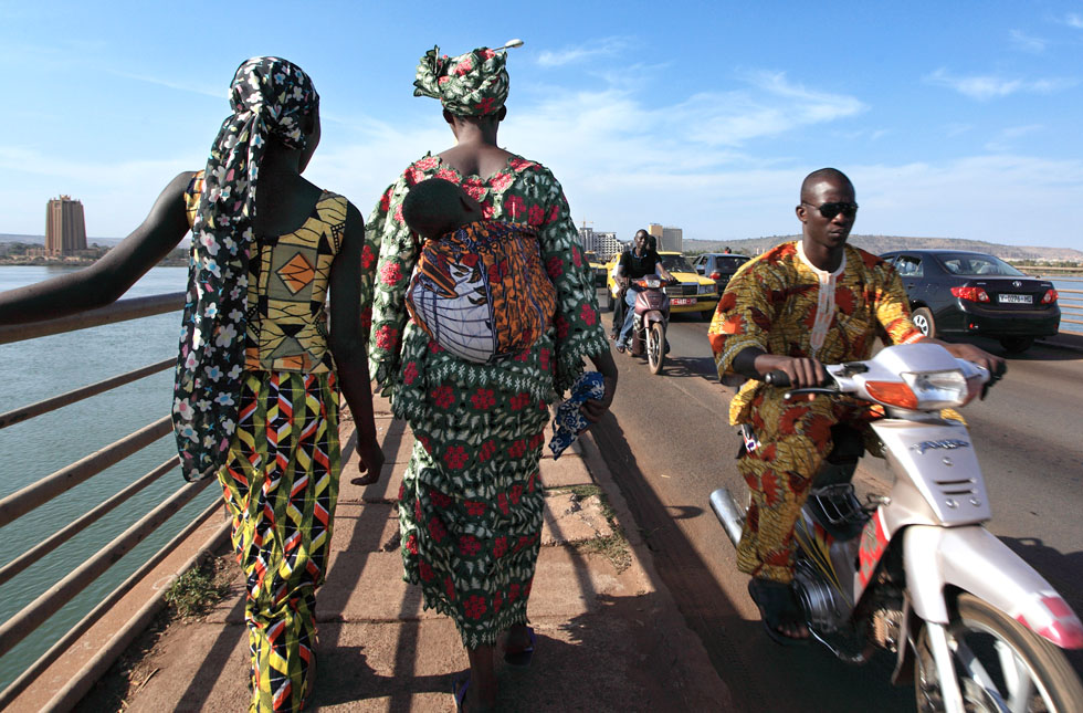 Crossing the Niger River to Bamako