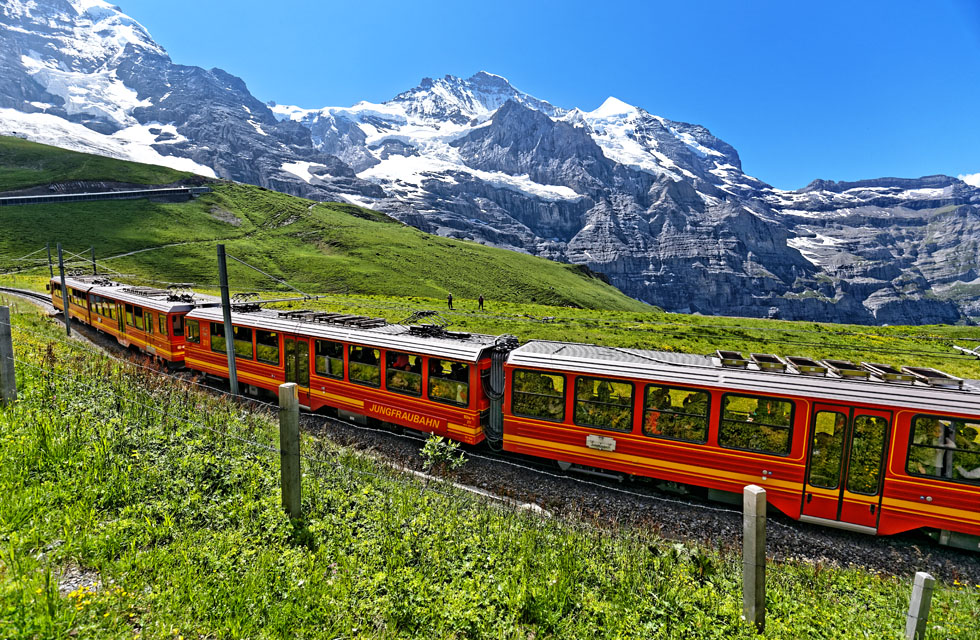 ユングフラウ鉄道　三相交流